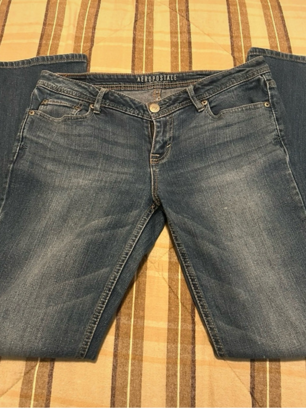 Aeropostale Women’s Boot Cut Jeans in Blue Wash